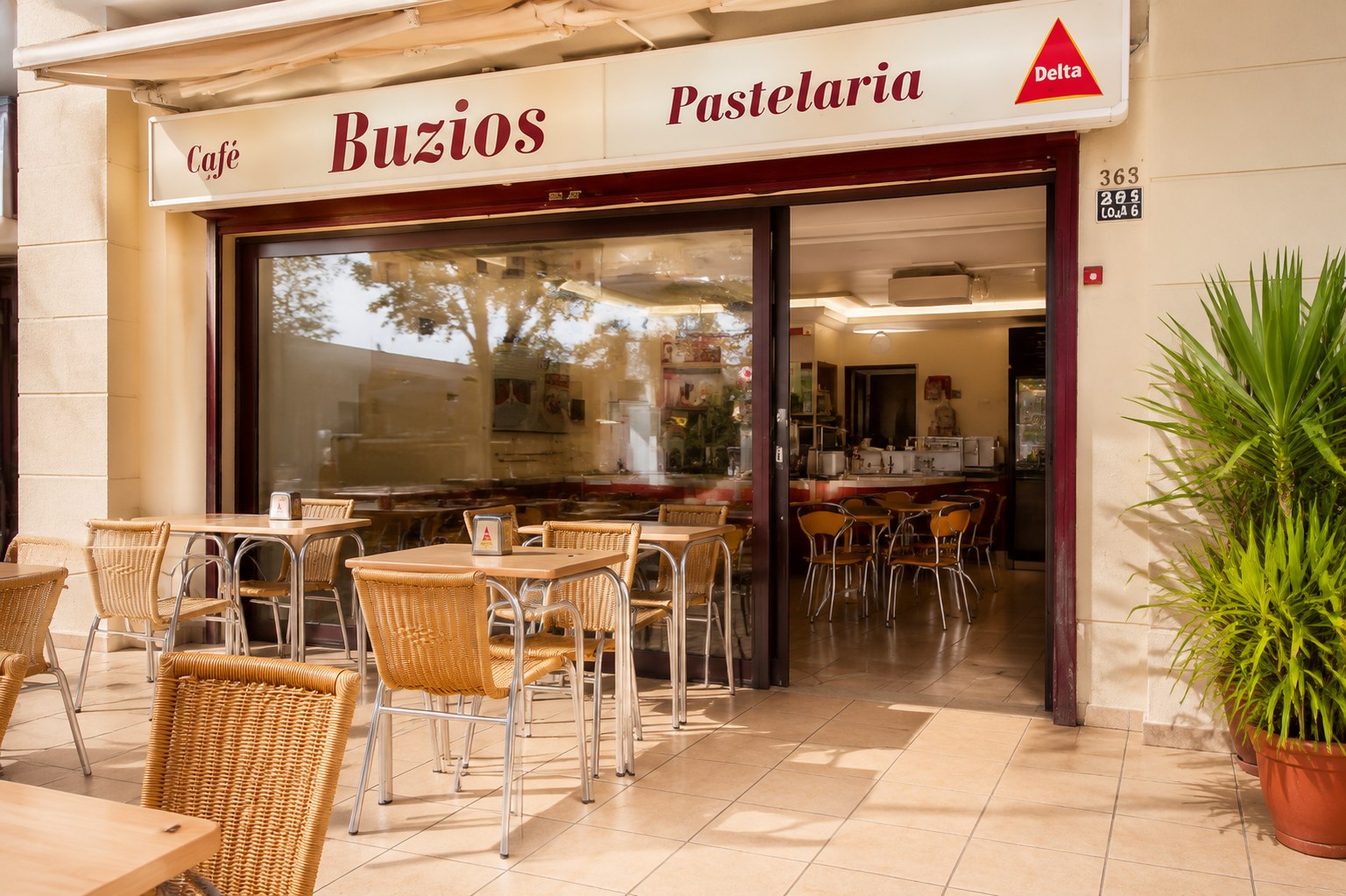 Cafe Buzios visual 1